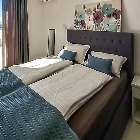 Amazing In With House Sea View *