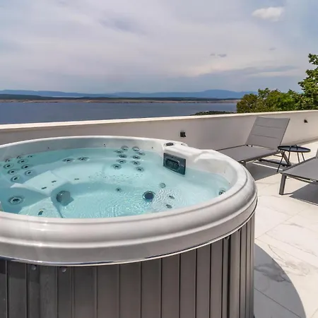 Amazing In With House Sea View